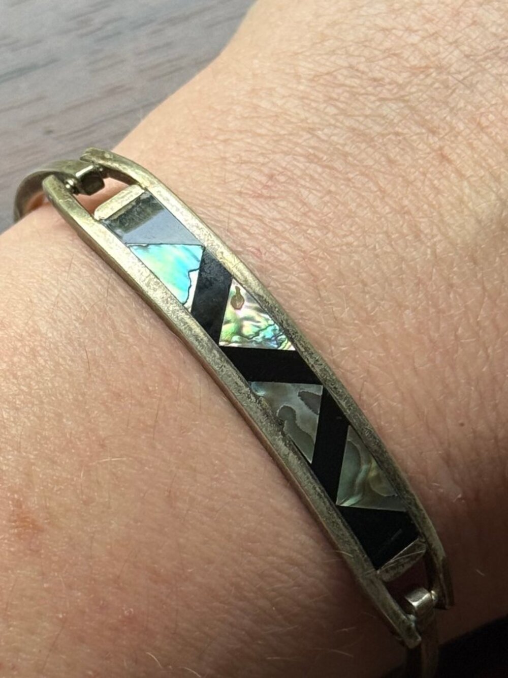 Vintage Onyx and Abalone Inlay Alpaca Mexico Bracelet
